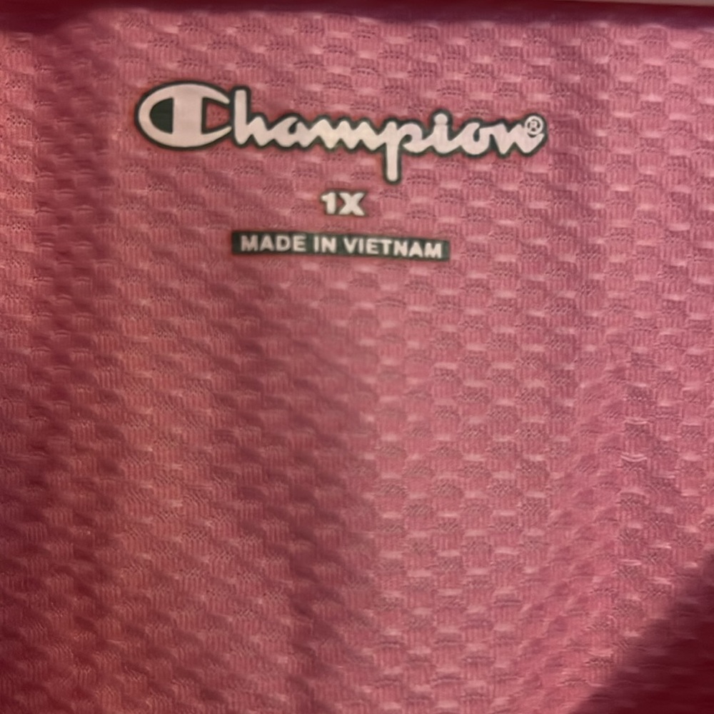 Champion workout shirt - Picture 3 of 3